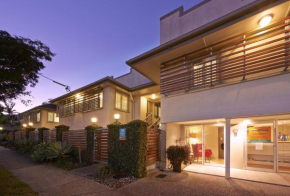Гостиница Brisbane Street Studios  Брисбен